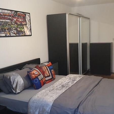 Double Room With Shared Bathroom London Eksteriør bilde