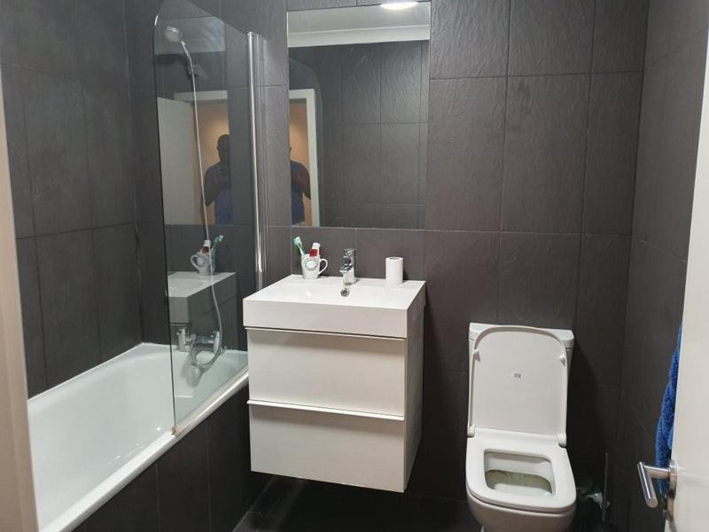 Double Room With Shared Bathroom London Eksteriør bilde